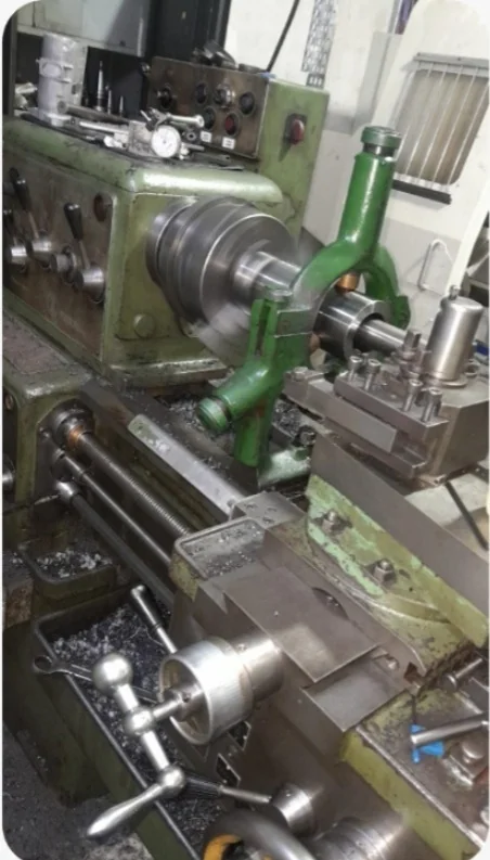 Taller de tornería y mecanizado de piezas de repuesto para urgencias industriales 24 hs
